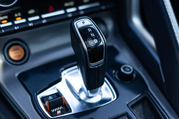 カジノ ラッキー ビティ Android/iOS アプリ